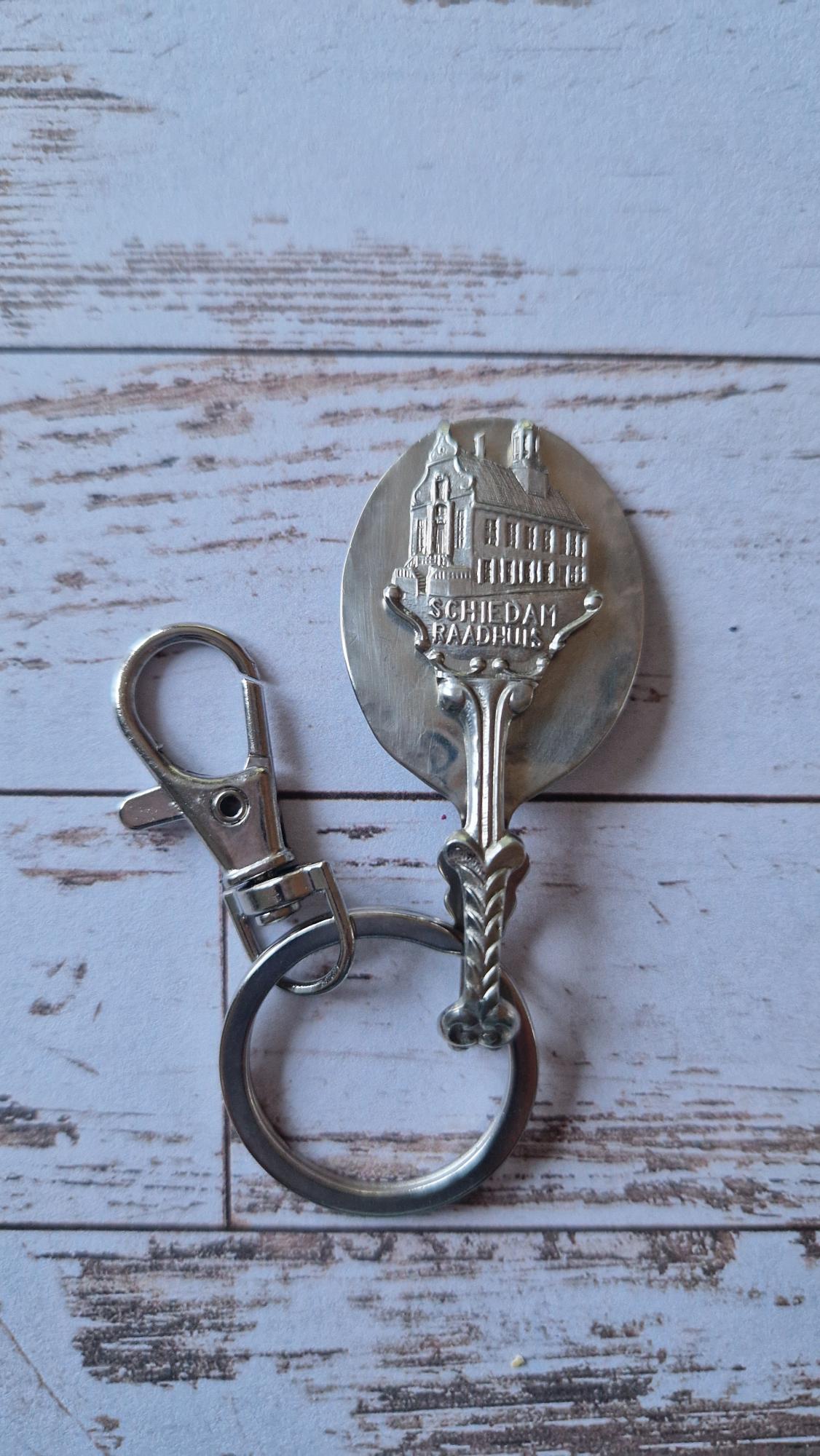 Vintage spoon key ring various cities