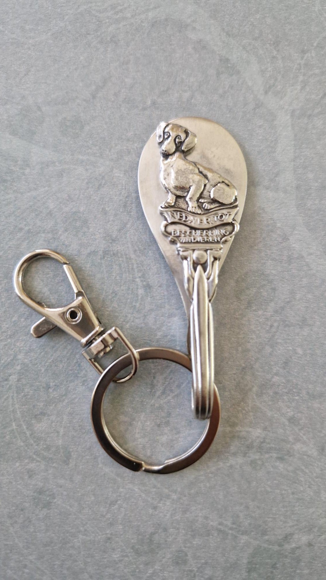 Sleutelhanger lepeltje Dierenbescherming