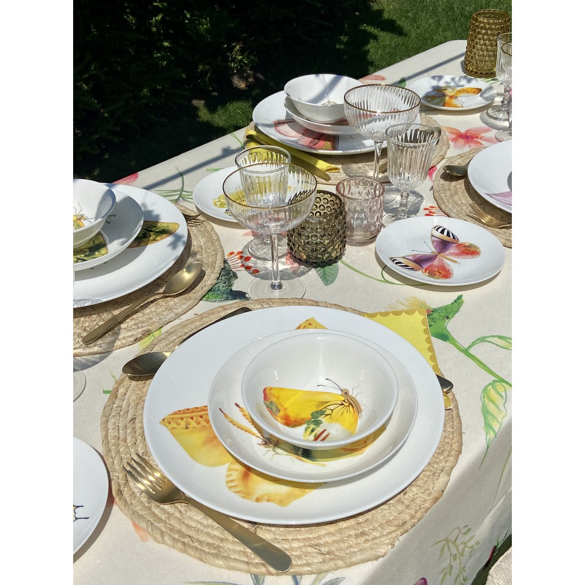 La Dolce Vita di una Farfalla – Insalatiere Piccole | Set van 4 Porseleinen Schaaltjes