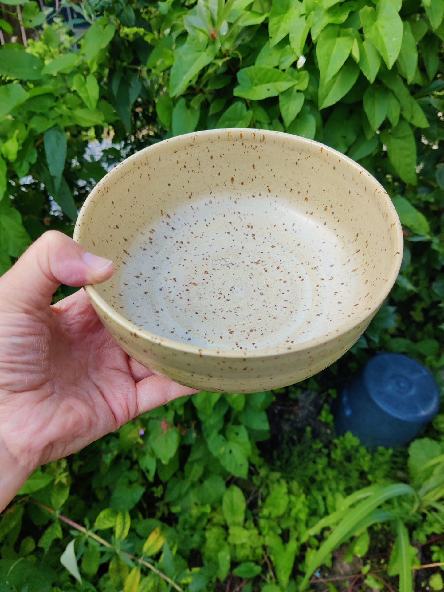 Salad plate natural/large speckled