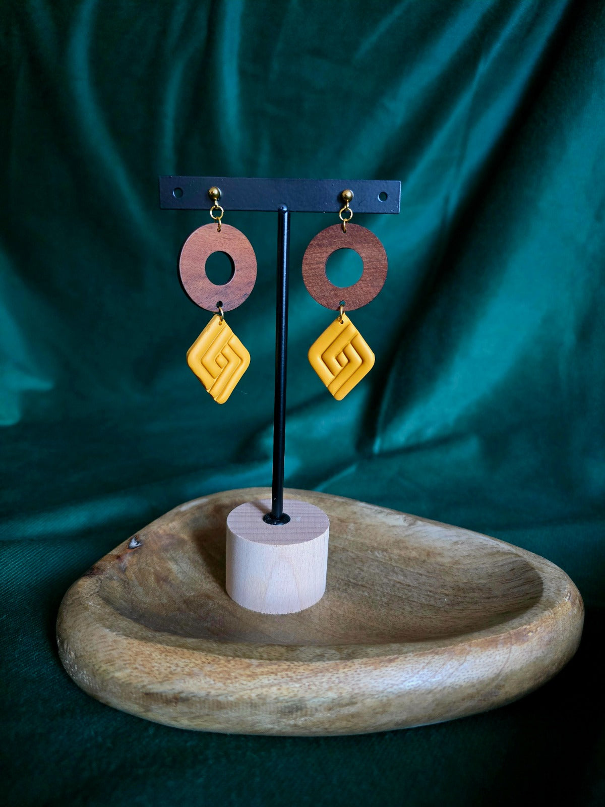 Yellow rhombus earrings with wooden ring
