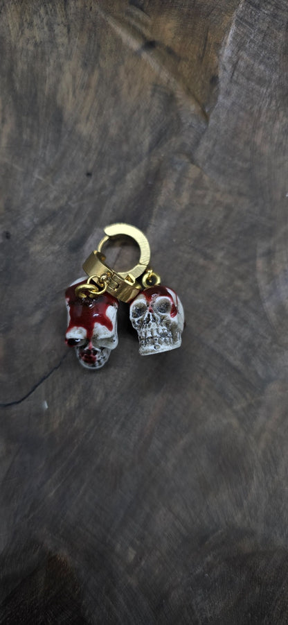Bloody skull oorbellen