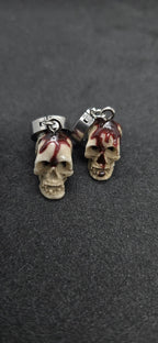 Bloody skull oorbellen
