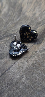 Mini gold-black heart earrings