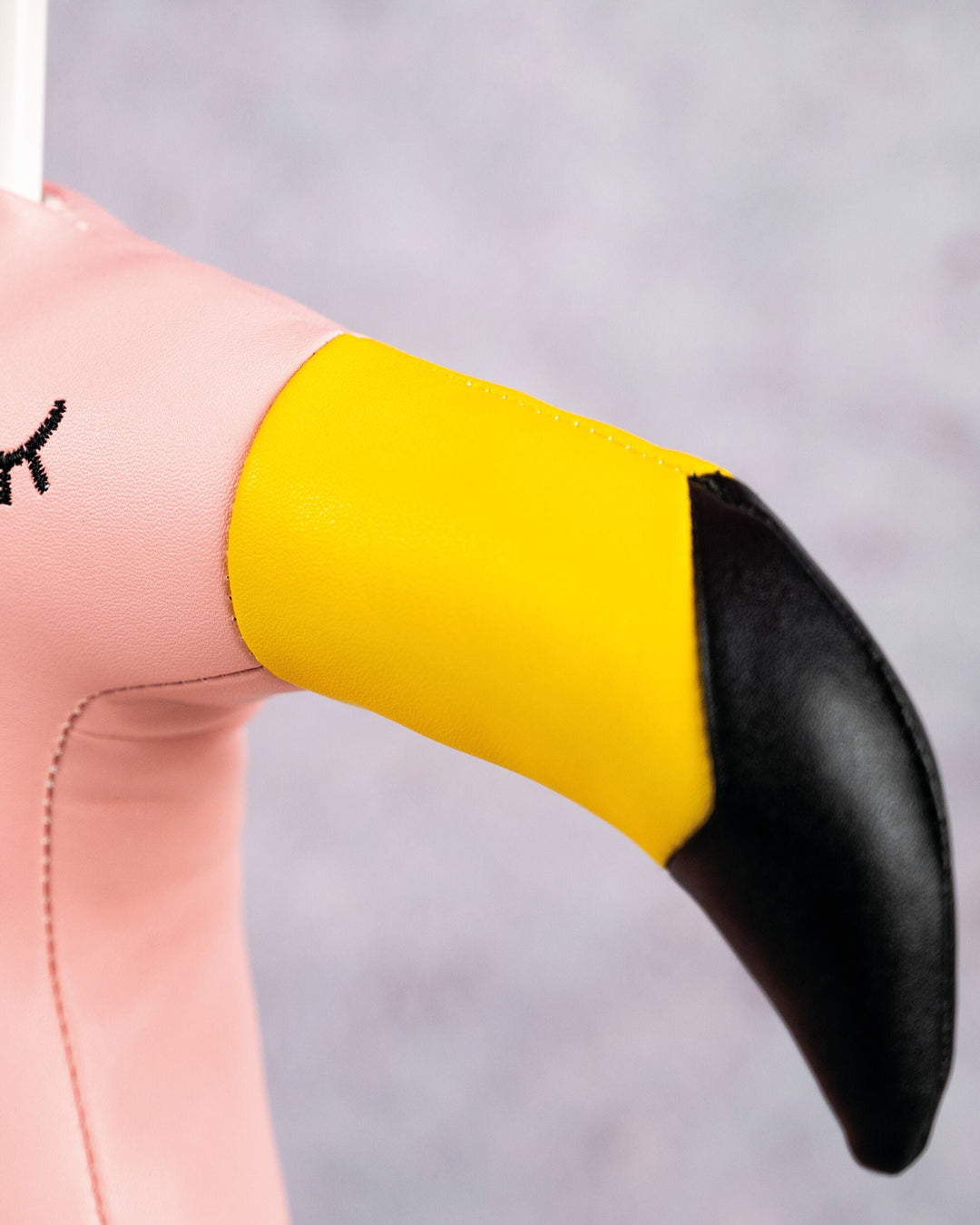 Mingo – De gevoelige flamingo – Tafellamp met LED – Happy Lamps