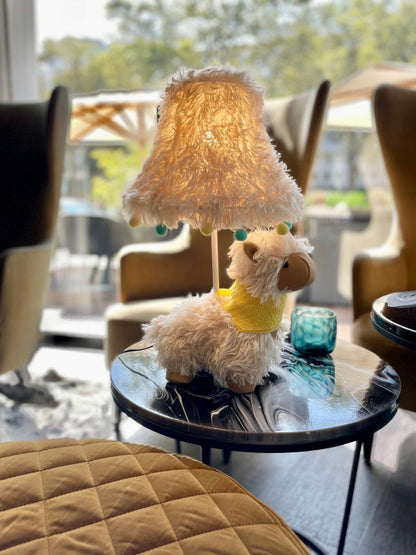 Alma – Alpaca tafellamp met LED – Happy Lamps