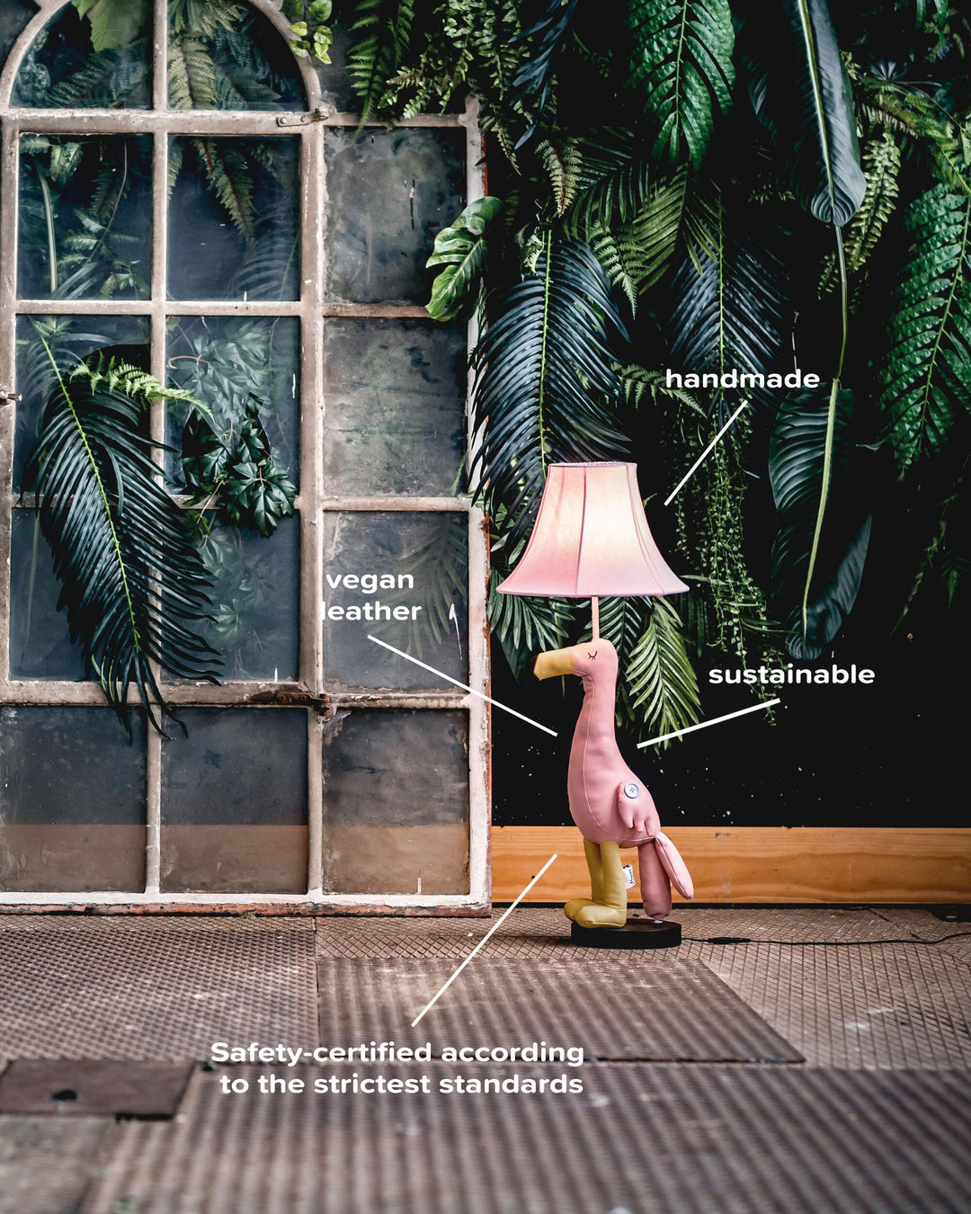 Mingo – De gevoelige flamingo – Tafellamp met LED – Happy Lamps